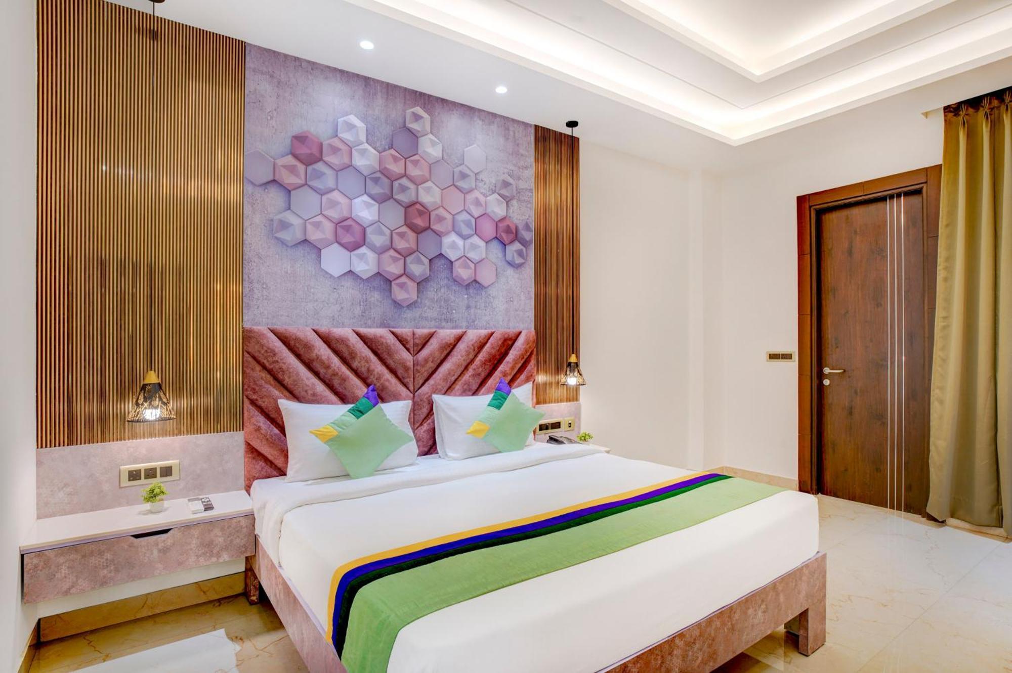 Treebo Corporate Inn Noida Exterior photo