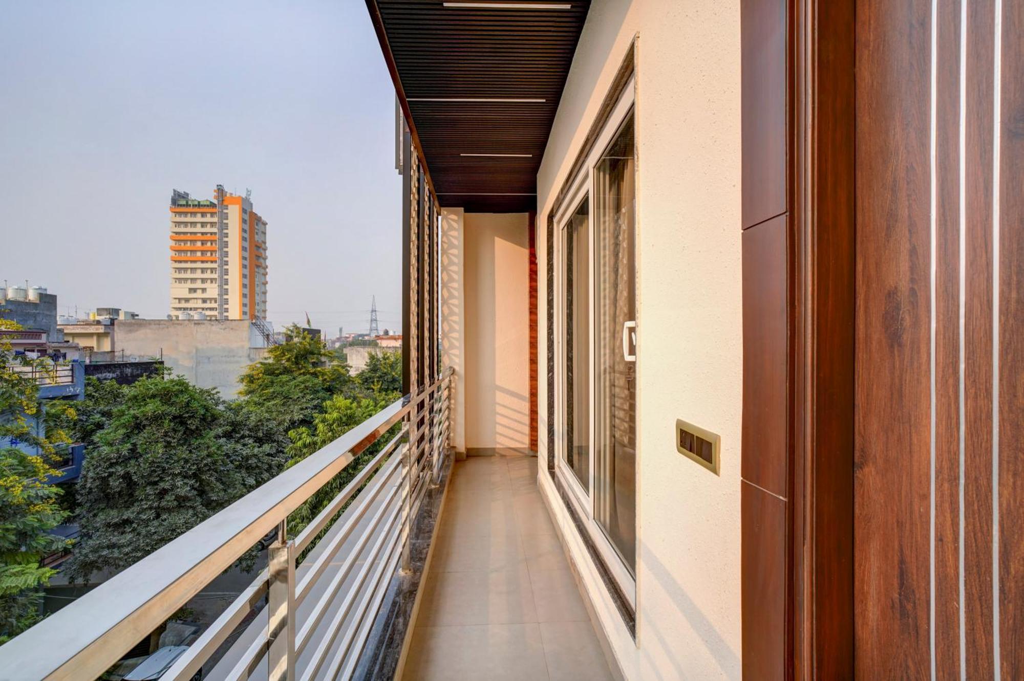 Treebo Corporate Inn Noida Exterior photo